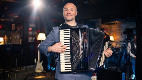 VEŠTAČKA INTELIGENCIJA DONELA SUD: Aca Sofronijević obeležio je pop kulturu celog regiona (FOTO)