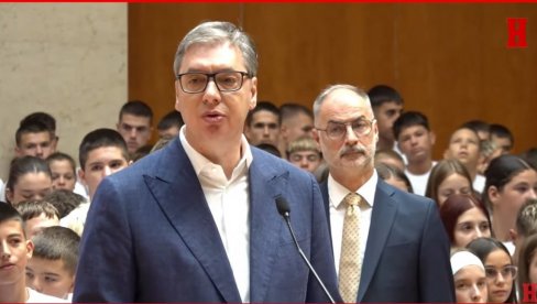 СРБИЈУ ВОЛИМО НАЈВИШЕ НА СВЕТУ, ЗА РАЗЛИКУ ОД ОНИХ КОЈИ ЈЕ МРЗЕ Вучић: У тешкој смо ситуацији, спустили су нам стопу раста
