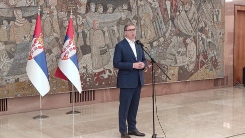 PREDSEDNIK O SVIM AKTUELNIM TEMAMA: Vučić se obratio iz Palate Srbija (VIDEO)