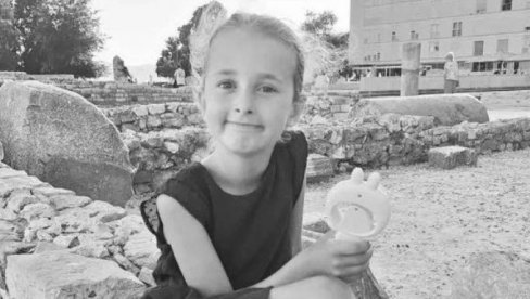 ПРЕМИНУЛА МАЛА СИМЕОНА (9), ЋЕРКА СВЕШТЕНИКА КОЈА ЈЕ УЈЕДИНИЛА СРБИЈУ Грађани тугују: Бескрајно смо захвални небесима што смо је упознали ПРЕМИНУЛА МАЛА СИМЕОНА (9), ЋЕРКА СВЕШТЕНИКА КОЈА ЈЕ УЈЕДИНИЛА СРБИЈУ Грађани тугују: Бескрајно смо захвални небесима што смо је упознали