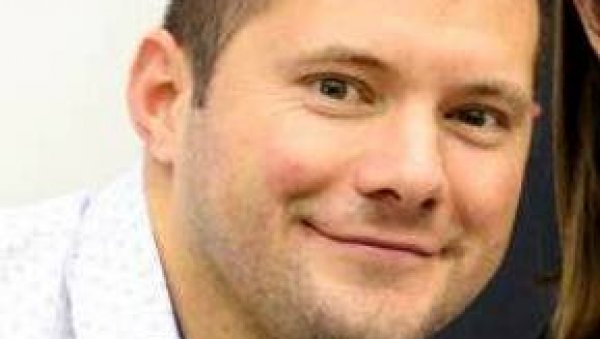 МОЈ БРАТ ЈЕ ИЗДАХНУО Драгиша изгубио најважнију битку - Фудбалер кога је усмртио гром на игралишту биће сахрањен у Пепељевцу МОЈ БРАТ ЈЕ ИЗДАХНУО Драгиша изгубио најважнију битку - Фудбалер кога је усмртио гром на игралишту биће сахрањен у Пепељевцу