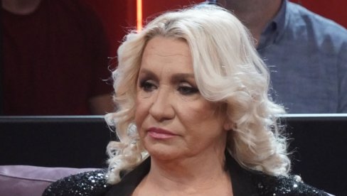 СРУШЕНА КУЋА ВЕСНЕ ЗМИЈАНАЦ Комшије углас: Скупићемо паре да је обновимо - она нам је изградила пут, вртић, дом здравља... СРУШЕНА КУЋА ВЕСНЕ ЗМИЈАНАЦ Комшије углас: Скупићемо паре да је обновимо - она нам је изградила пут, вртић, дом здравља...