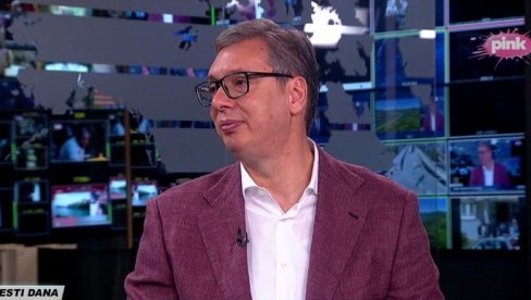 ВУЧИЋ О МАНИПУЛАЦИЈИ СА ЂОКОВИЋЕВОМ ВИЛОМ У ШПАНИЈИ: Када се докаже да је лаж, идемо са још већим лажима