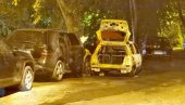 AUTOMOBILI PLANULI JEDAN ZA DRUGIM: Dramatične scene u Braće Jerković, veliki broj vatrogasaca na terenu (FOTO)