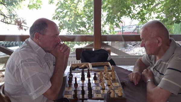 ШАХОВСКИ ТУРНИР СЛЕПИХ И СЛАБОВИДИХ: Најбољи из целе земље у Младеновцу ШАХОВСКИ ТУРНИР СЛЕПИХ И СЛАБОВИДИХ: Најбољи из целе земље у Младеновцу