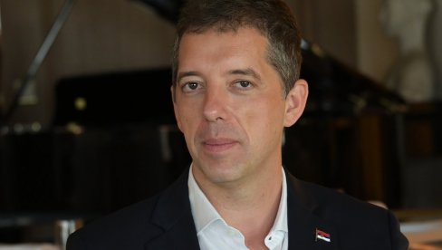 ЂУРИЋ ОДГОВОРИО НА ПРОВОКАЦИЈЕ БЛОКАДЕРА: Сваки пут када се ви огласите још више подржавамо и политику председника и Владе