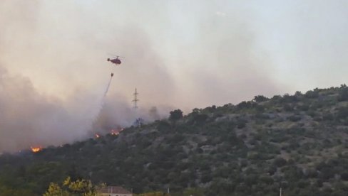 МУП ОБЈАВИО СЛИКЕ ПОЖАРА У ЦРНОЈ ГОРИ: Камов Ка-32 у акцији гашења ватрене стихије (ФОТО) МУП ОБЈАВИО СЛИКЕ ПОЖАРА У ЦРНОЈ ГОРИ: Камов Ка-32 у акцији гашења ватрене стихије (ФОТО)