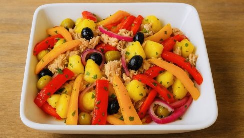 RECEPT: Salata od krompira, paprike i tunjevine