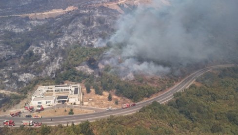 SITUACIJA ŠIROM CRNE GORE DRAMATIČNA ZBOG POŽARA: Milatović sazvao hitnu sednicu Saveta za odbranu i bezbednost