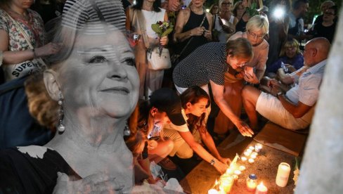 ДА ЗАМИРИШЕ ДО ЗАГРЕБА: Поздрав Габи, поздрав Дедићи - воли вас ваш Београд (ФОТО) ДА ЗАМИРИШЕ ДО ЗАГРЕБА: Поздрав Габи, поздрав Дедићи - воли вас ваш Београд (ФОТО)