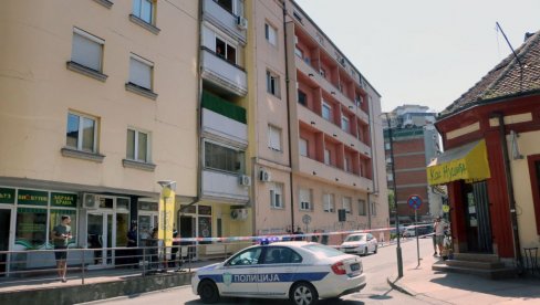 SKOČIO SA TERASE PETOG SPRATA ZGRADE U CENTRU SMEDEREVA: Muškarac star 34 godine preminuo od zadobijenih povreda