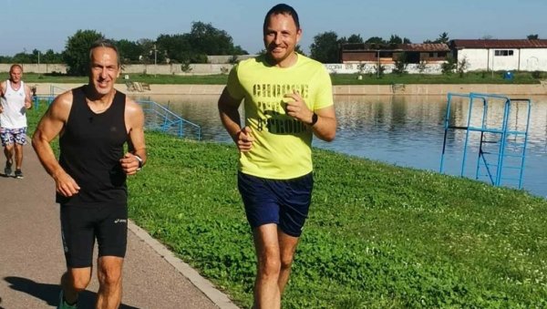 ВРШАЧКА ТРКАЧКА ЛИГА ПРОМОВИШЕ ЗДРАВ ЖИВОТ: Сваке суботе на Градском језеру окупљају се маратонци и рекреативци ВРШАЧКА ТРКАЧКА ЛИГА ПРОМОВИШЕ ЗДРАВ ЖИВОТ: Сваке суботе на Градском језеру окупљају се маратонци и рекреативци