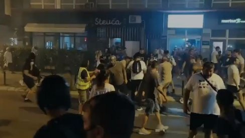 PLIVAJU U KRVI, POVREĐENO 60 GRAĐANA U NOVOM SADU KOJI SU ČUVALI SNS PROSTORIJE Vučić: Blokaderi su ih brutalno napali
