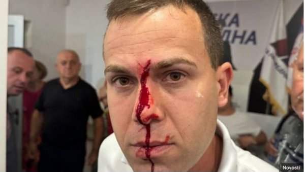 ПОВРЕЂЕНА ТРИ ЧЛАНА СНС: Огласио се Општински одбор у Лазаревцу поводом језивог насиља блокадера