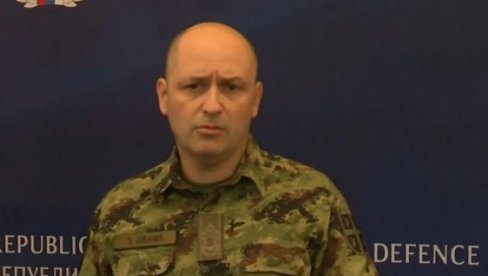 POVREĐENO SEDAM PRIPADNIKA VOJSKE, ČETVORO TEŽE Direktor VBA: Palicama i bakljama u Novom Sadu napadnuti su pripadnici Kobri