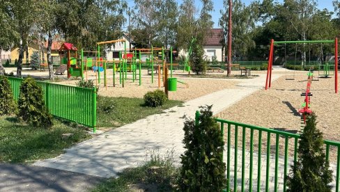 OGRAĐEN PARK U BOLJEVCIMA: GO Surčin brine o bezbednosti mališana OGRAĐEN PARK U BOLJEVCIMA: GO Surčin brine o bezbednosti mališana