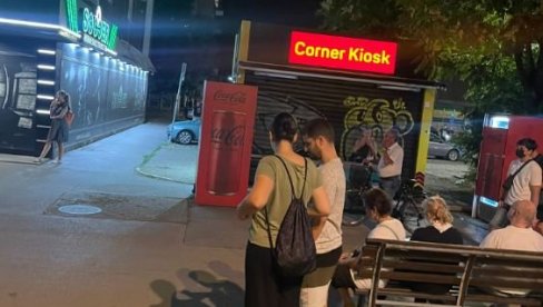 ПАЈСЕРИ И ЧЕКИЋИ ЗА БЛОКАДЕРЕ: На овом месту у Новом Саду им је дељено оружје (ФОТО)