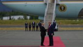 PUTIN I TRAMP SE RUKOVALI NA PISTI: Sreli se na pola puta (FOTO)