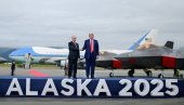 (УЖИВО) САМИТ ПУТИНА И ТРАМПА: Прошао први сат разговора два преедседника; Амерички медији - Трамп показао поштовање (ВИДЕО/ФОТО)