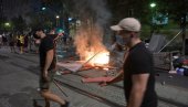 KRVAVI PERFORMANS BLOKADERA