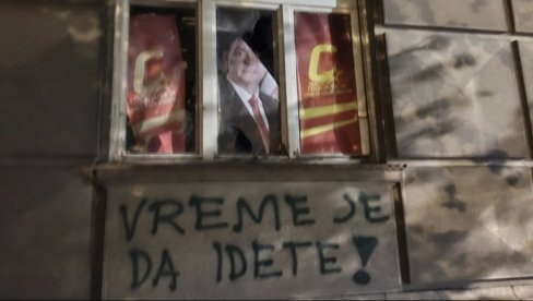 Blokaderi uništili prostorije Gradskog odbora Pokreta socijalista Novog Sada