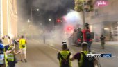 БРУТАЛАН НАПАД БЛОКАДЕРА НА ПОЛИЦИЈУ У ВАЉЕВУ: Озбиљан напад у току - пуцају топовски удари које испаљују блокадери (ФОТО)