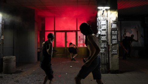 USTAŠKA AKTIVISTKINJA NA ČELU ESU: Po dogovoru sa hrvatskim kolegama, Lana Par stiže u Novi Sad na poziv blokadera! USTAŠKA AKTIVISTKINJA NA ČELU ESU: Po dogovoru sa hrvatskim kolegama, Lana Par stiže u Novi Sad na poziv blokadera!