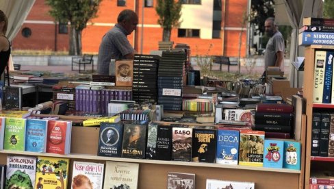 САЈАМ КЊИГА У ИСТОЧНОМ НОВОМ САРАЈЕВУ: КЊИЖЕВНИ СУСРЕТИ, ПРОМОЦИЈЕ И БОГАТ КУЛТУРНИ ПРОГРАМ САЈАМ КЊИГА У ИСТОЧНОМ НОВОМ САРАЈЕВУ: КЊИЖЕВНИ СУСРЕТИ, ПРОМОЦИЈЕ И БОГАТ КУЛТУРНИ ПРОГРАМ