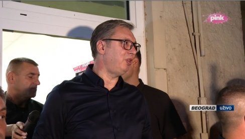 ВУЧИЋ ПОВРЕДИО РУКУ У ЦВИЈИЋЕВОЈ УЛИЦИ: Изгледа да сам се исекао, нећемо да бежимо