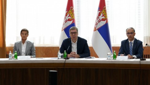 POČELA SEDNICA SAVETA ZA NACIONALNU BEZBEDNOST: Predsedava predsednik Vučić POČELA SEDNICA SAVETA ZA NACIONALNU BEZBEDNOST: Predsedava predsednik Vučić
