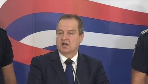 BLOKADERI SU POKAZALI ŠTA JE NJIHOVA POLITIKA - NASILJE I DEHUMANIZACIJA Dačić o napadima na Vučića: Srbiji je potrebna sloga i jedinstvo