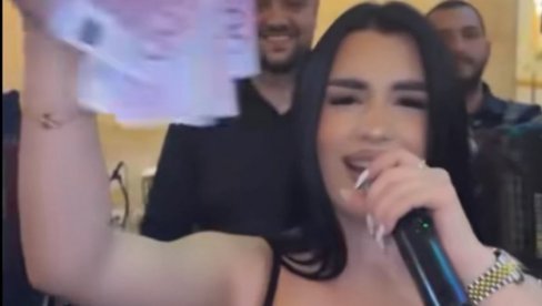 NOVČANICE SE LEPE ZA NJU: Zorana Mićanović za nekoliko sekundi uzela dve hiljade evra (FOTO) NOVČANICE SE LEPE ZA NJU: Zorana Mićanović za nekoliko sekundi uzela dve hiljade evra (FOTO)