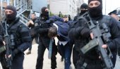 BLAM EVROPSKIH DEMOKRATA! Objavili lažno hapšenje Nikoline Sinđelić, a na slici Marko Đurić! Hitno se oglasio šef srpske diplomatije BLAM EVROPSKIH DEMOKRATA! Objavili lažno hapšenje Nikoline Sinđelić, a na slici Marko Đurić! Hitno se oglasio šef srpske diplomatije