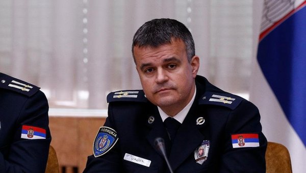ШАЛЕ ФОРХЕНД ИЛИ ПРЉАВИ ХАРИ: На рекетирању створио империју, а сад са тужиоцима удара на Србију ШАЛЕ ФОРХЕНД ИЛИ ПРЉАВИ ХАРИ: На рекетирању створио империју, а сад са тужиоцима удара на Србију