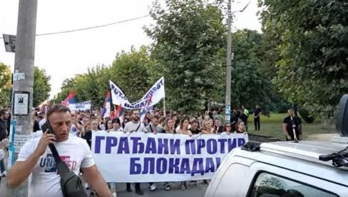 НЕ ДАМО СРБИЈУ! И Врање устало против блокада (ВИДЕО)