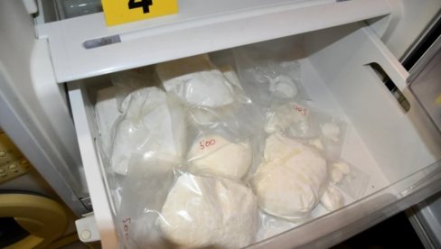 ЗАПЛЕЊЕНА ДРОГА КОЈА РАЗАРА МОЗАК: Ухапшен познати дилер у Хрватској ЗАПЛЕЊЕНА ДРОГА КОЈА РАЗАРА МОЗАК: Ухапшен познати дилер у Хрватској