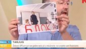 POPELA SE NA MOJU KATEDRU I VIKALA I SIKTALA Profesor Antić raskrinkao ženu koja je predvodila blokadu njegovog fakulteta (VIDEO) POPELA SE NA MOJU KATEDRU I VIKALA I SIKTALA Profesor Antić raskrinkao ženu koja je predvodila blokadu njegovog fakulteta (VIDEO)