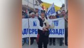 ГАЈДЕ НА СКУПУ ПРОТИВ БЛОКАДА: Устало је Трговиште (ВИДЕО)