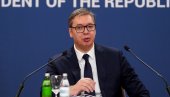 PADAJU RATE ZA STAMBENE KREDITE Vučić: Dobijamo najnižu kreditnu stopu u istoriji Srbije PADAJU RATE ZA STAMBENE KREDITE Vučić: Dobijamo najnižu kreditnu stopu u istoriji Srbije
