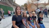 БЛОКАДЕ ДОНОСЕ СТРАХ И НЕМИР Мајка из Шида послала снажну поруку (ВИДЕО) БЛОКАДЕ ДОНОСЕ СТРАХ И НЕМИР Мајка из Шида послала снажну поруку (ВИДЕО)