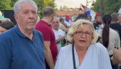 DOŠLI SMO DA PODRŽIMO MIRNU SRBIJU Bračni par iz Aranđelovca na skupu protiv blokada (VIDEO)