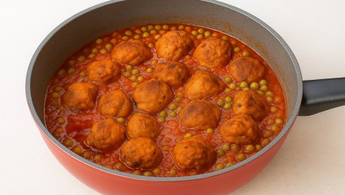 У СОСОУ СА ГРАШКОМ: Рецепт за сочне ћуфте