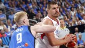 СРБИ СУ ЧУДО! Никола Јокић је поздравио све, а онда је у свлачионицу ушао он... (ВИДЕО)