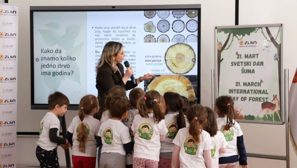 РУДАРСКЕ КОМПАНИЈЕ ЗНАЧАЈНИМ УЛАГАЊИМА ПОБОЉШАВАЈУ КВАЛИТЕТ ОБРАЗОВАЊА И ЖИВОТА У ЛОКАЛНИМ ЗАЈЕДНИЦАМА РУДАРСКЕ КОМПАНИЈЕ ЗНАЧАЈНИМ УЛАГАЊИМА ПОБОЉШАВАЈУ КВАЛИТЕТ ОБРАЗОВАЊА И ЖИВОТА У ЛОКАЛНИМ ЗАЈЕДНИЦАМА