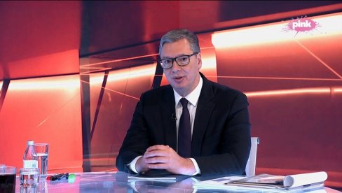 VUČIĆ O TVITU ŠOLAKOVOG UREDNIKA I JUNAJTED MEDIJI: Sve pare strpali u džepove, i sada su se posvađali oko para VUČIĆ O TVITU ŠOLAKOVOG UREDNIKA I JUNAJTED MEDIJI: Sve pare strpali u džepove, i sada su se posvađali oko para