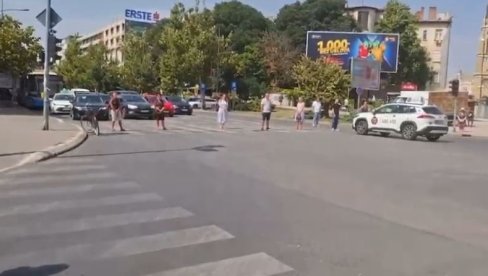 DESETAK ZGUBIDANA MALTRETIRA CEO NOVI SAD: Od mrtvih ljudi prave politički biznis (VIDEO) DESETAK ZGUBIDANA MALTRETIRA CEO NOVI SAD: Od mrtvih ljudi prave politički biznis (VIDEO)