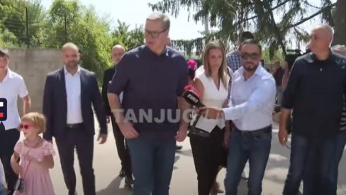 Predsednik Vučić u Rakovici (VIDEO) Predsednik Vučić u Rakovici (VIDEO)