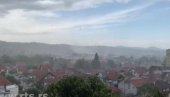 ВЕТАР ЧУПАО ДРВЕЋЕ ИЗ КОРЕНА: Олујно невреме погодило Чачак
