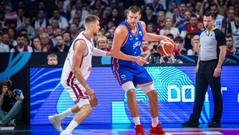 ПРВО О ПОВРЕЂЕНОМ БОГДАНУ, А ОНДА... Светислав Пешић: Не може Добрић да буде Јокић, али не може ни Јокић да буде Добрић! ПРВО О ПОВРЕЂЕНОМ БОГДАНУ, А ОНДА... Светислав Пешић: Не може Добрић да буде Јокић, али не може ни Јокић да буде Добрић!