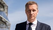 NEMCI NE ŽELE RAT, U SUKOBE IH GURA MERC: Intervju = Petr Bistron  evroposlanik iz redova nemačkog AfD